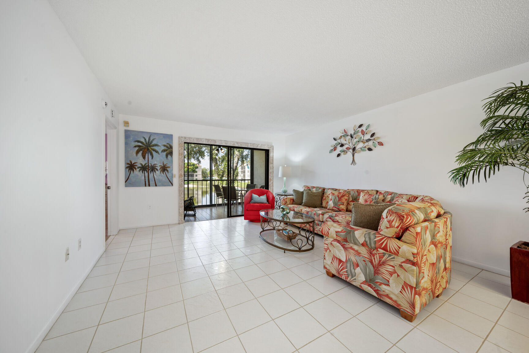 6037 Pointe Regal Circle 207