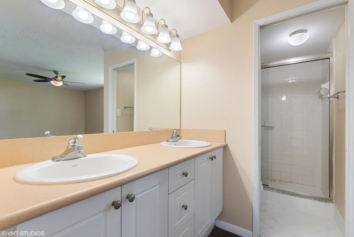 820 Lavers Circle G208, Delray Beach Unit: G208