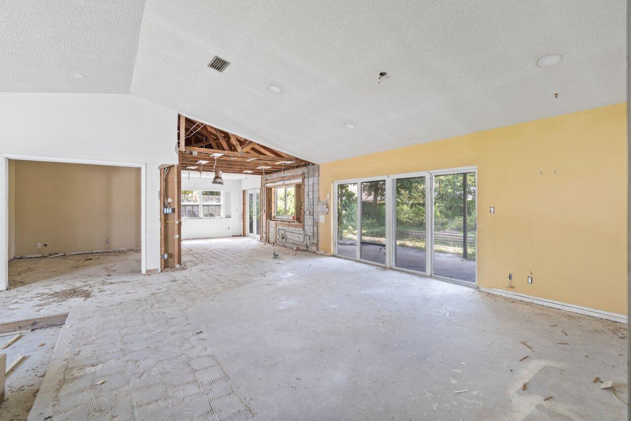 11312 Chipmunk Drive