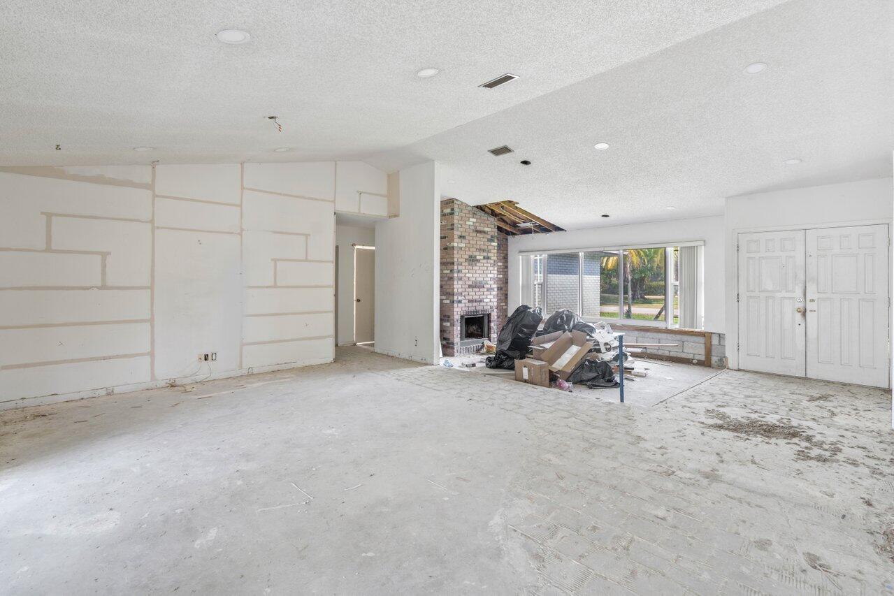 11312 Chipmunk Drive
