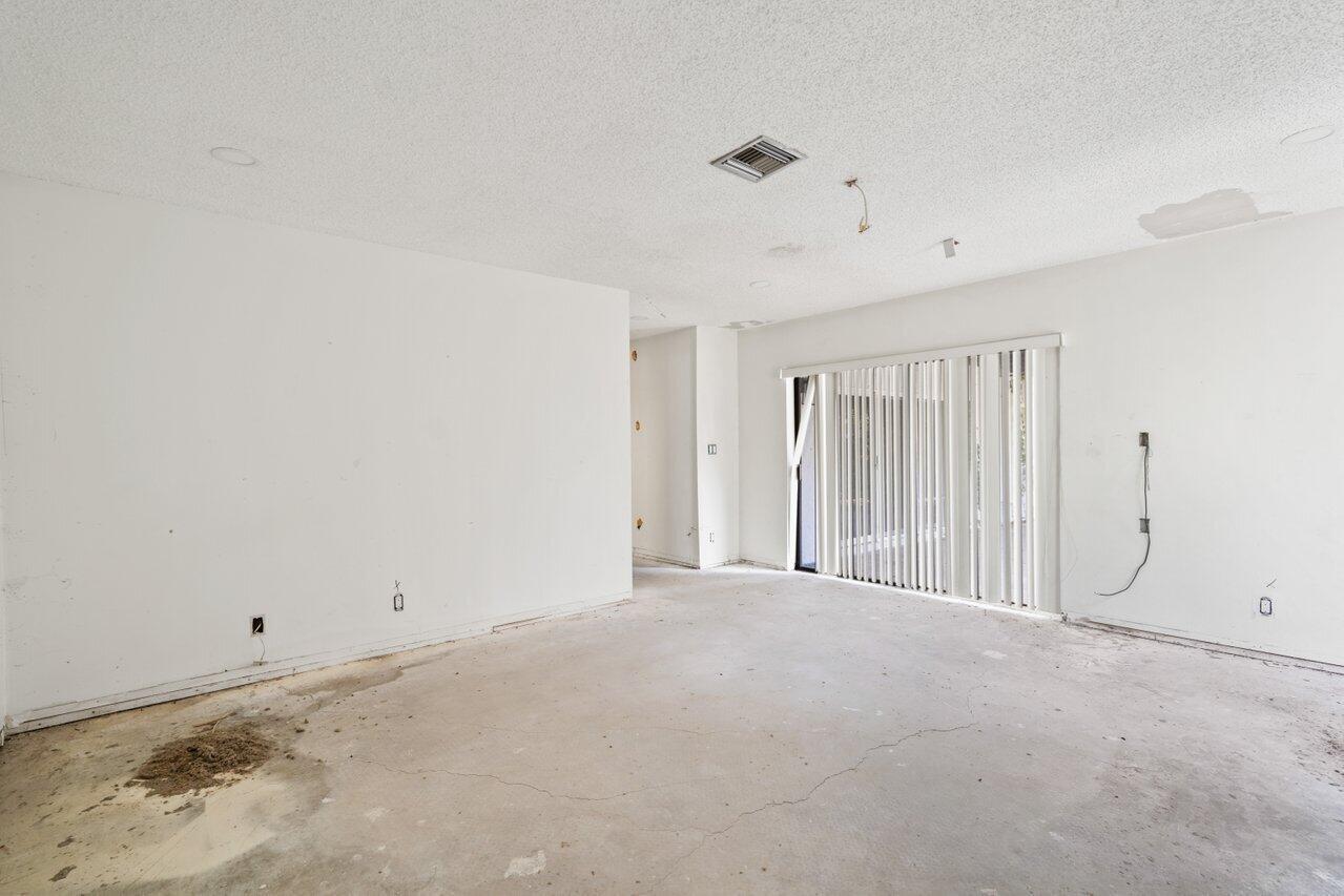 11312 Chipmunk Drive