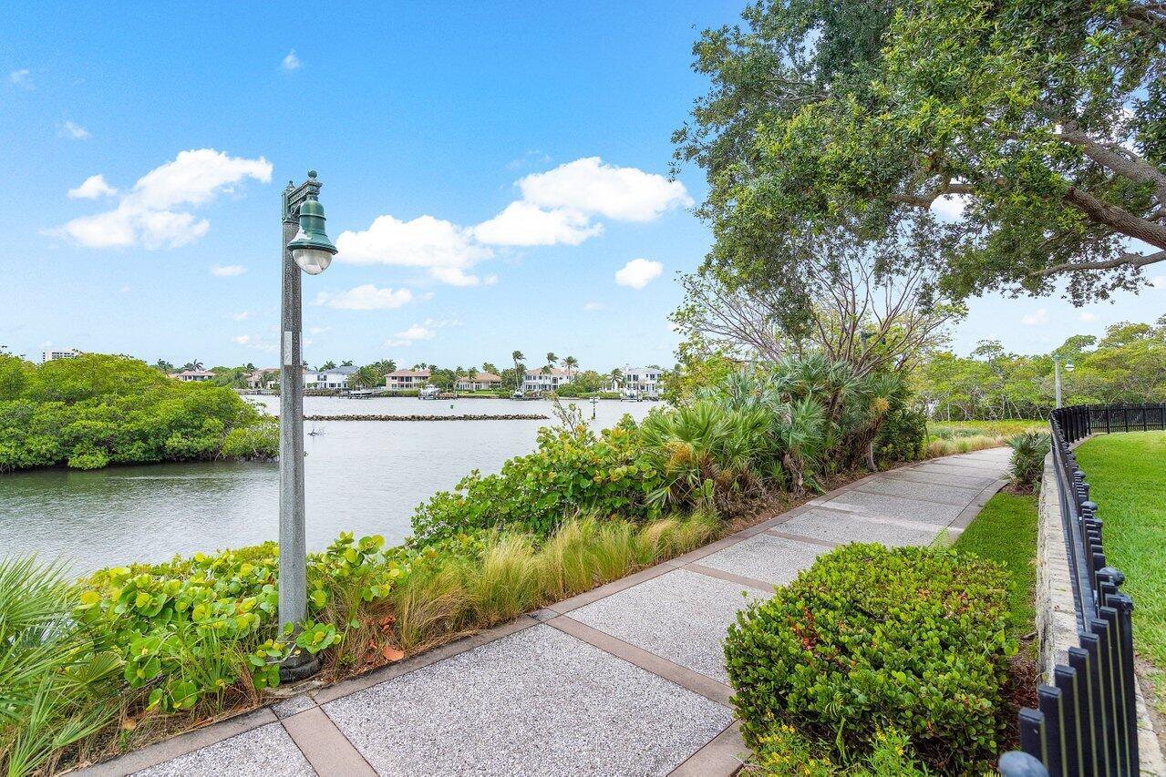 125 Mangrove Bay Way