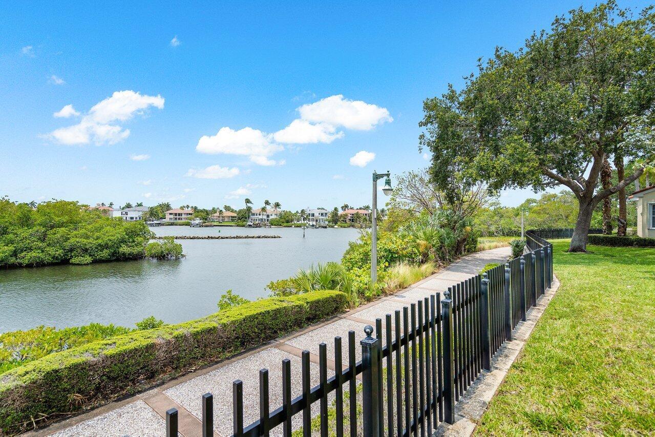 125 Mangrove Bay Way