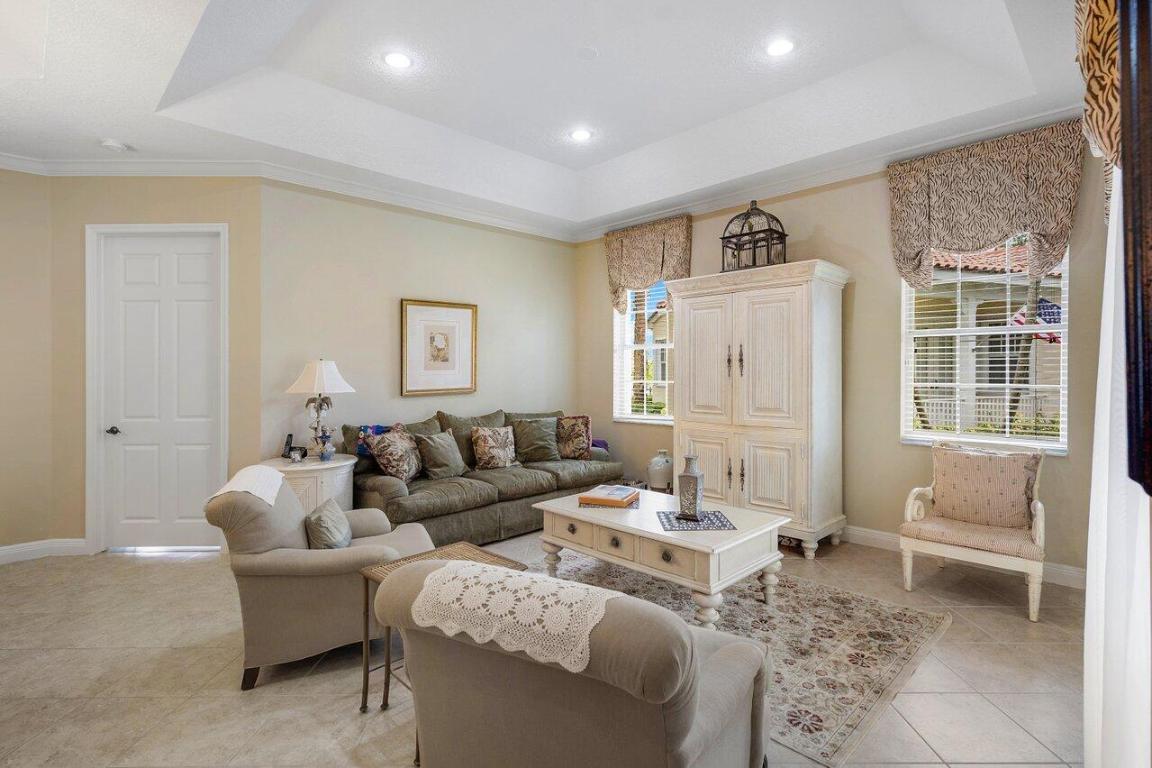 125 Mangrove Bay Way