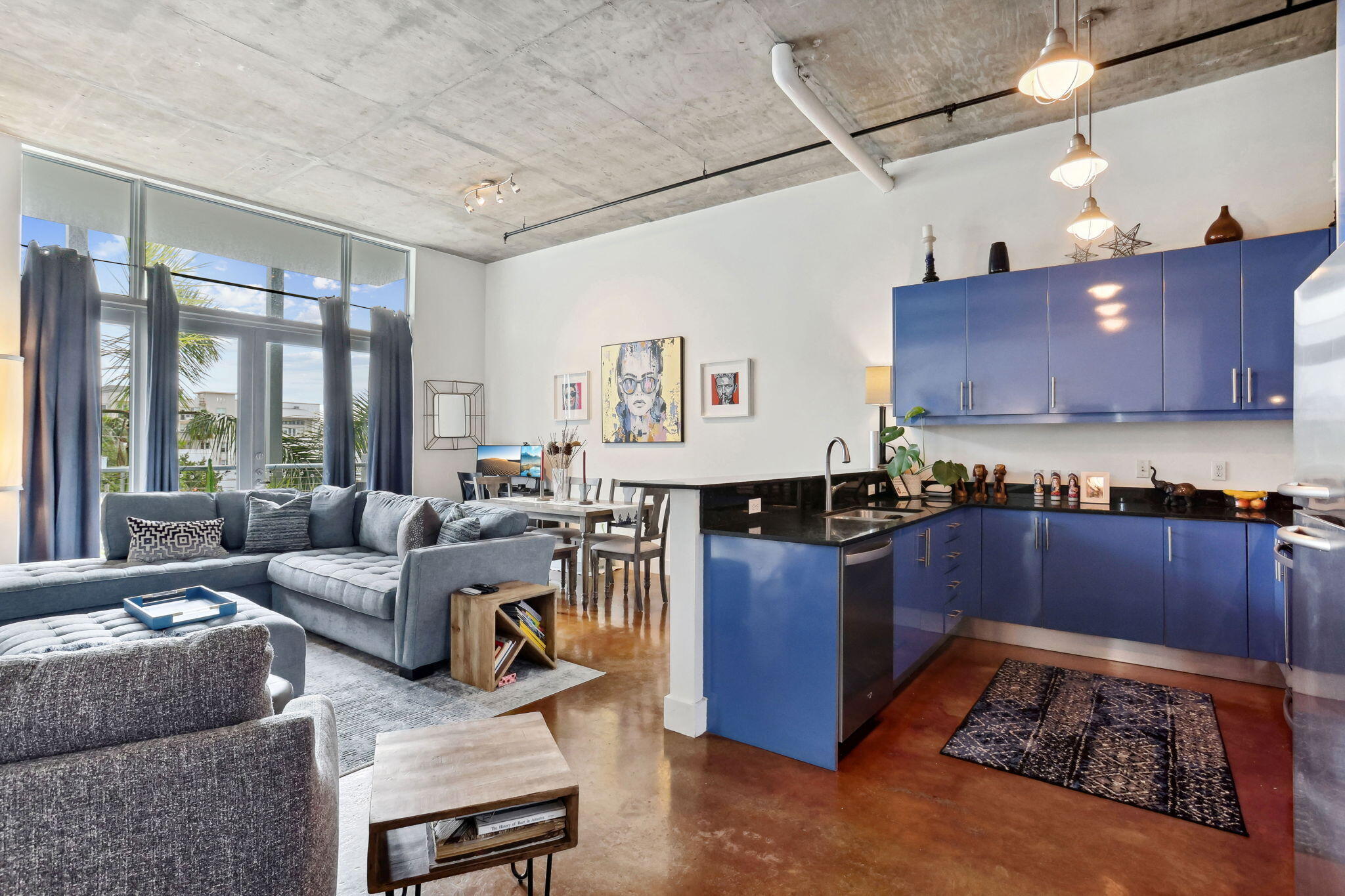180 NE 4th Avenue 307