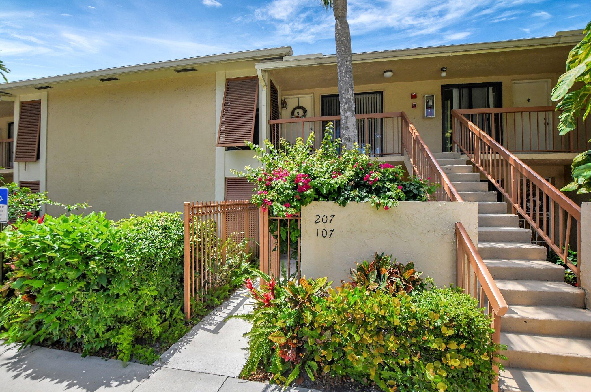 3939 NE 5th Avenue A107