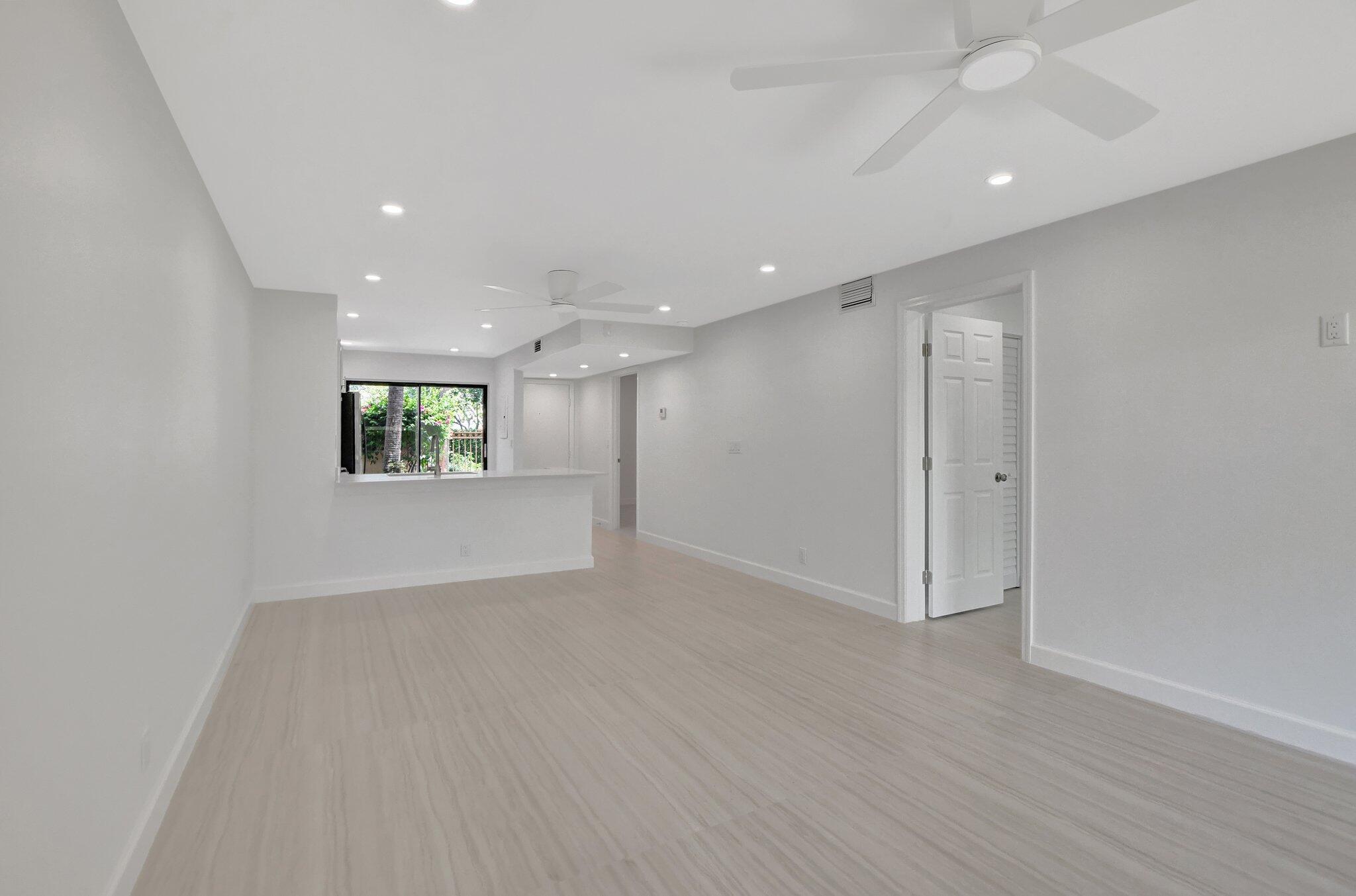 3939 NE 5th Avenue A107