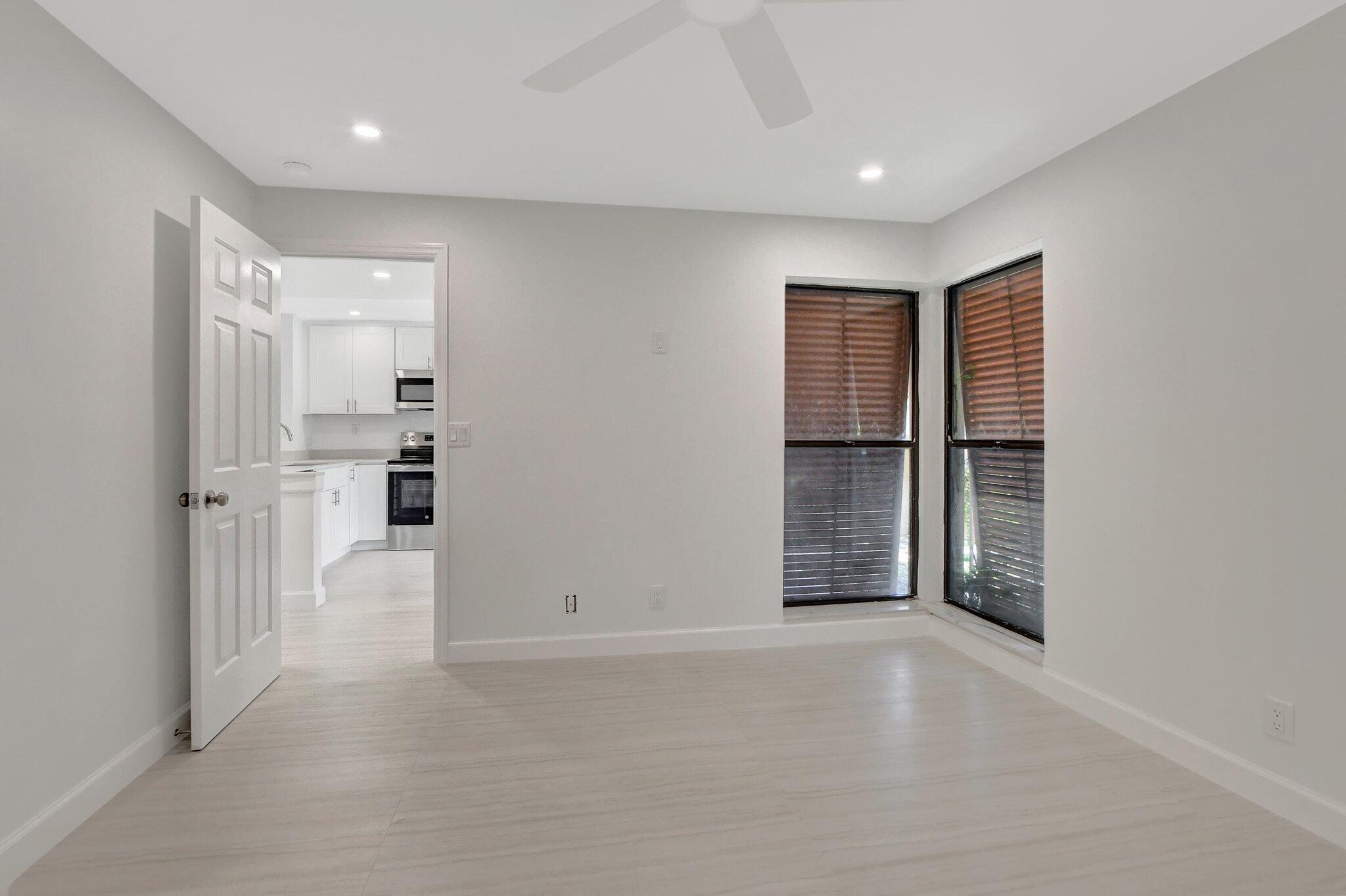 3939 NE 5th Avenue A107