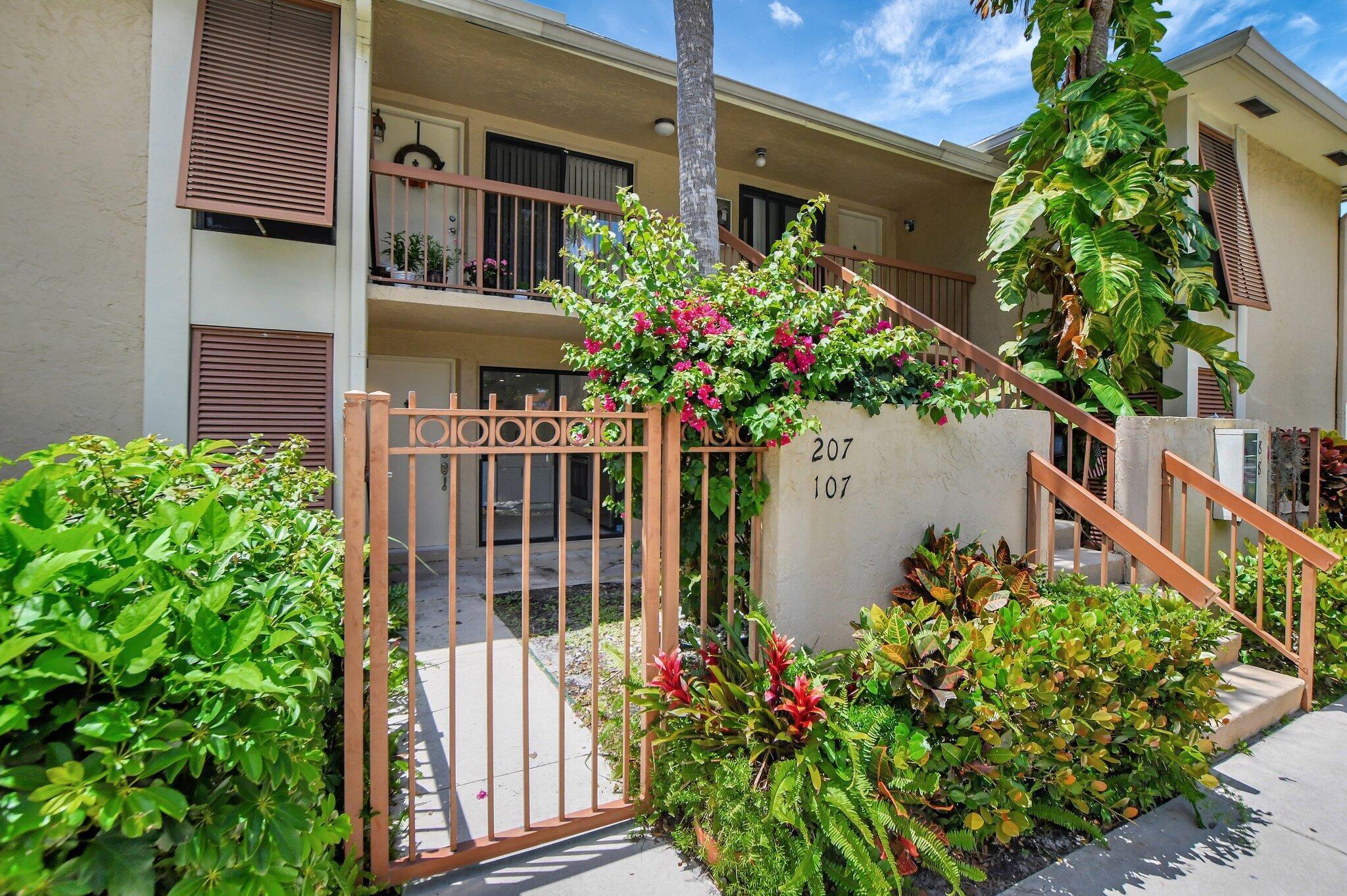 3939 NE 5th Avenue A107