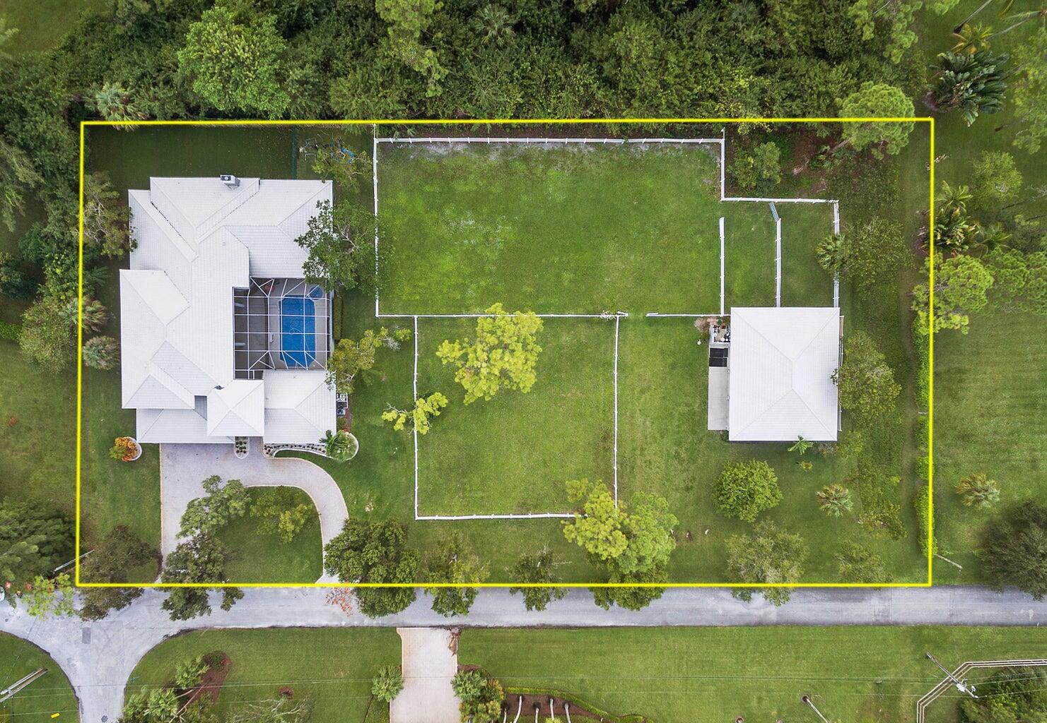 6690 NW 67th Place, Parkland