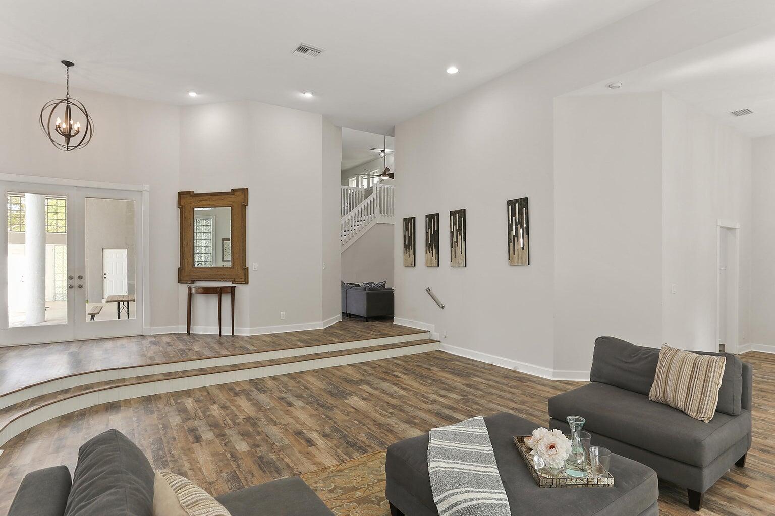 6690 NW 67th Place, Parkland