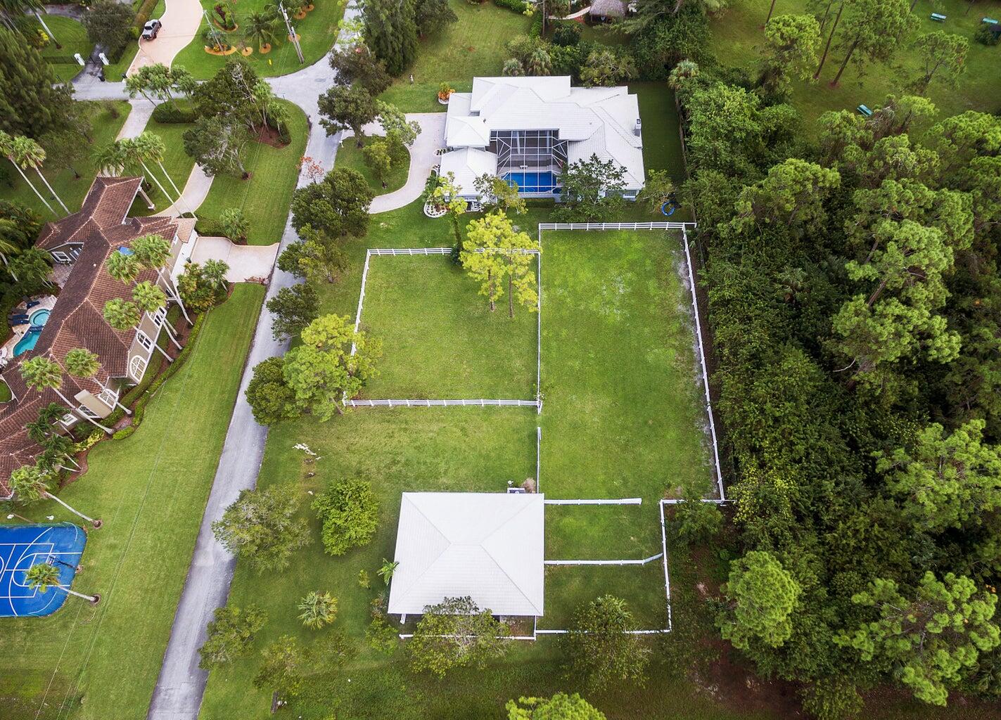 6690 NW 67th Place, Parkland
