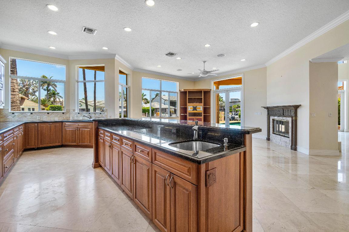 879 NE Orchid Bay Drive, Boca Raton