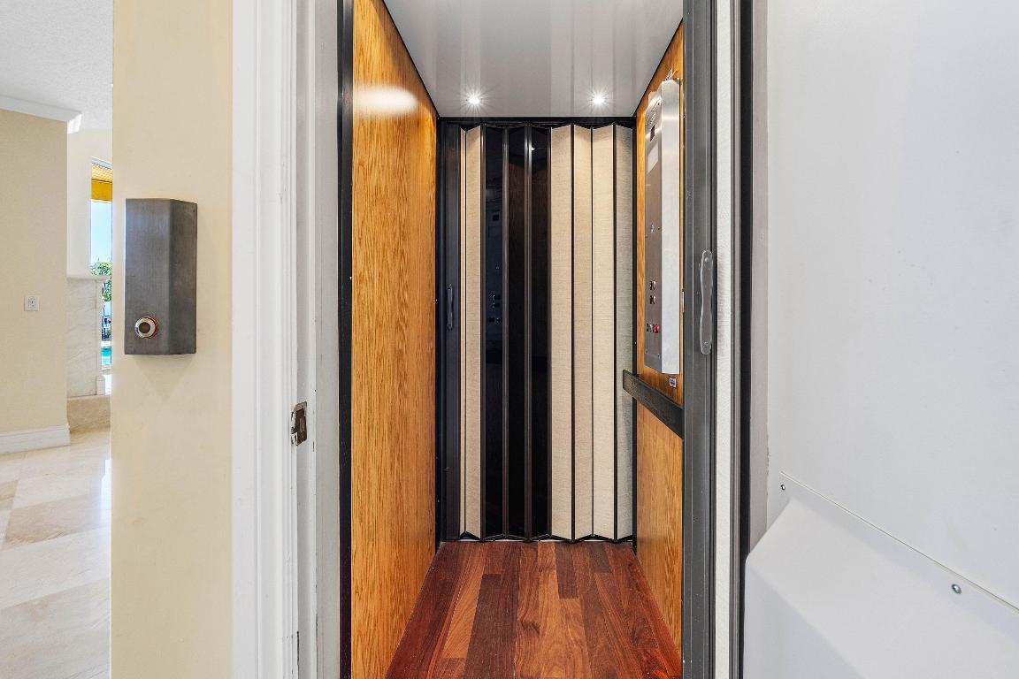 879 NE Orchid Bay Drive, Boca Raton