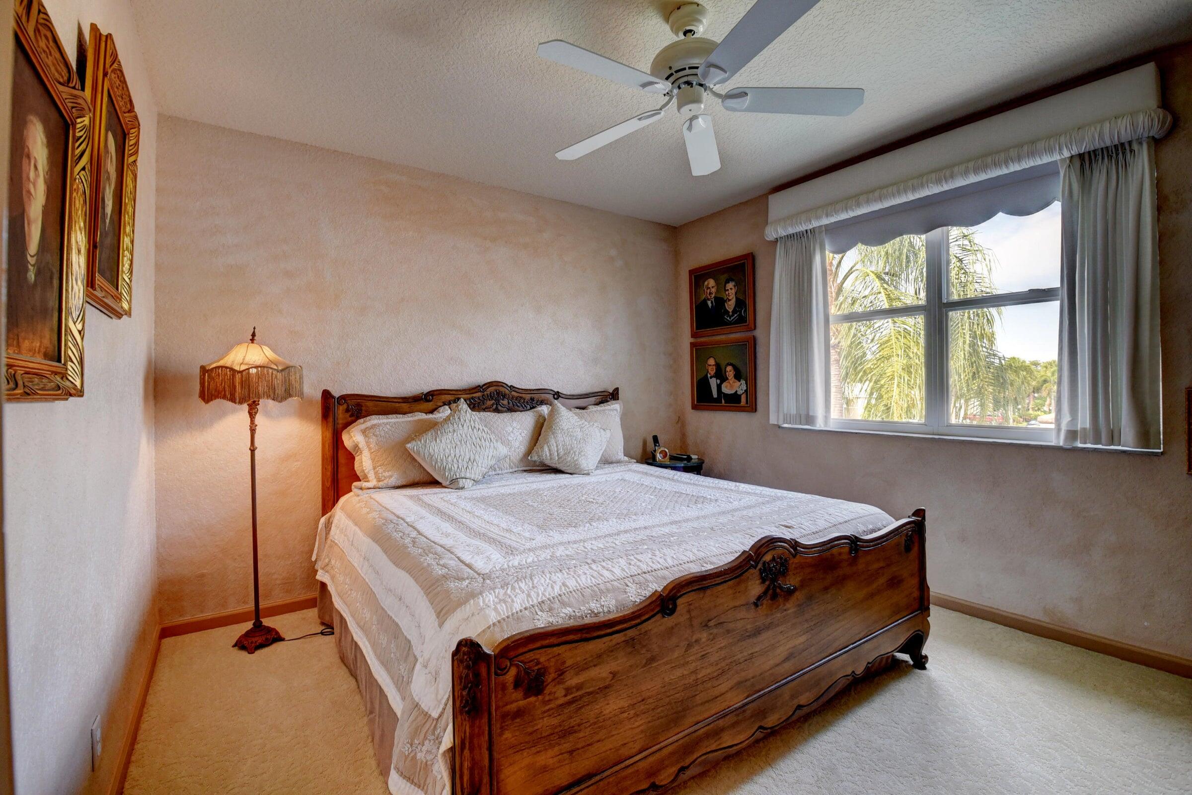 3323 NW 53rd Circle
