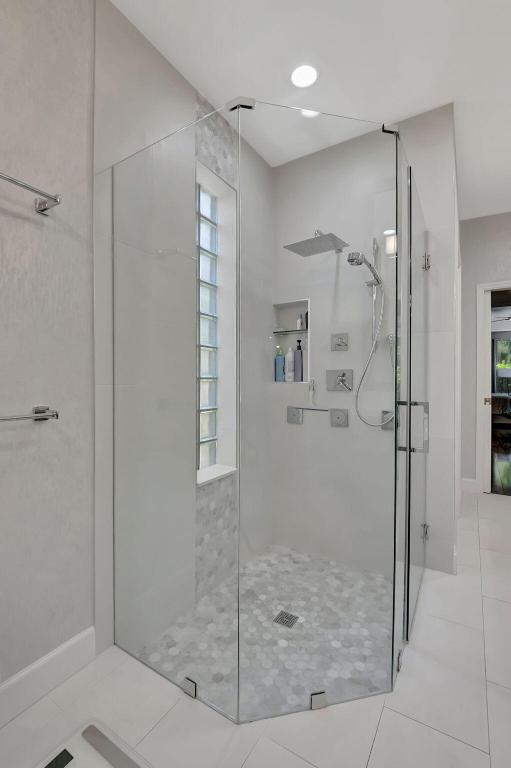 9086 Long Lake Palm Drive Drive