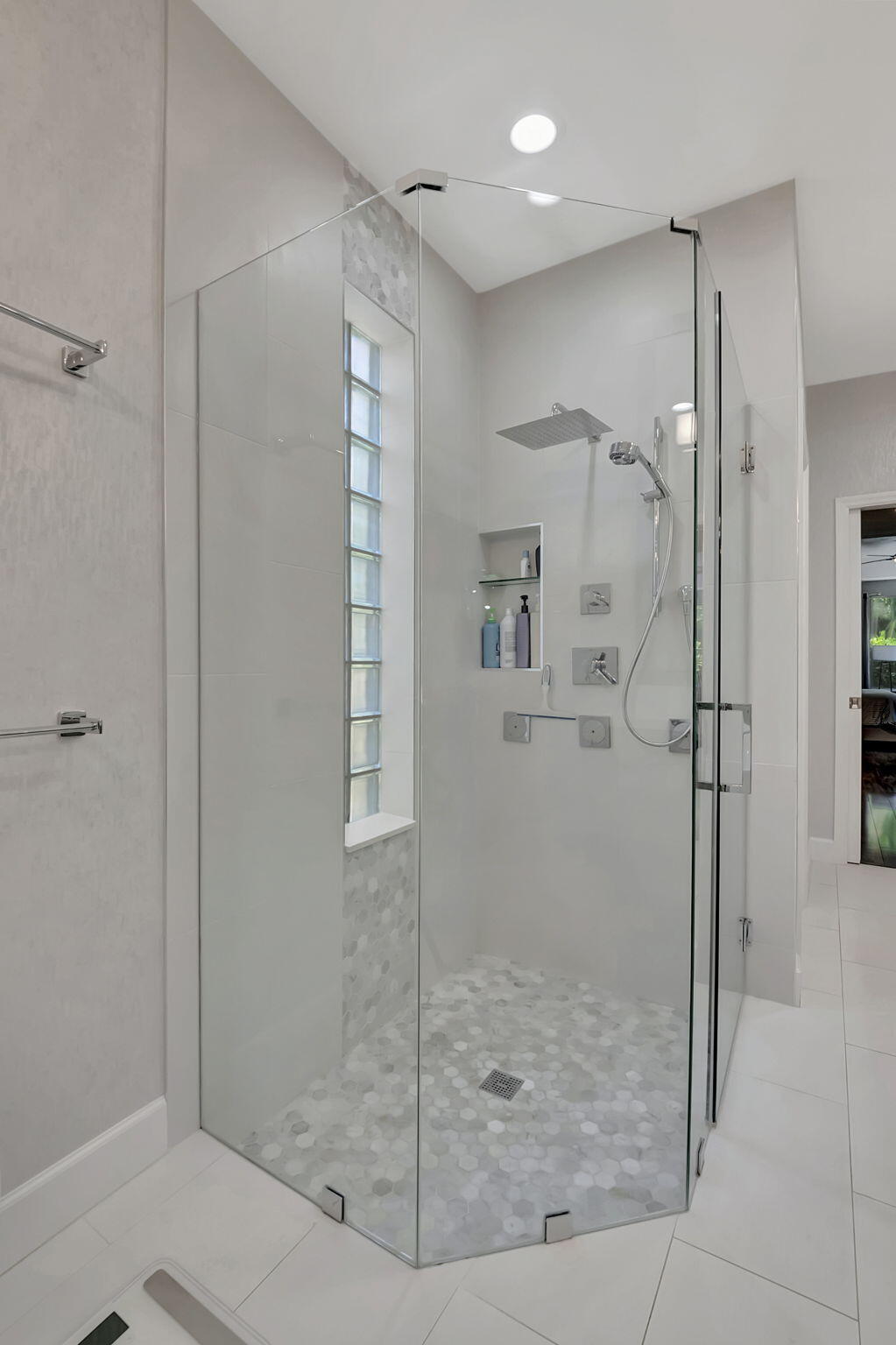 9086 Long Lake Palm Drive Drive