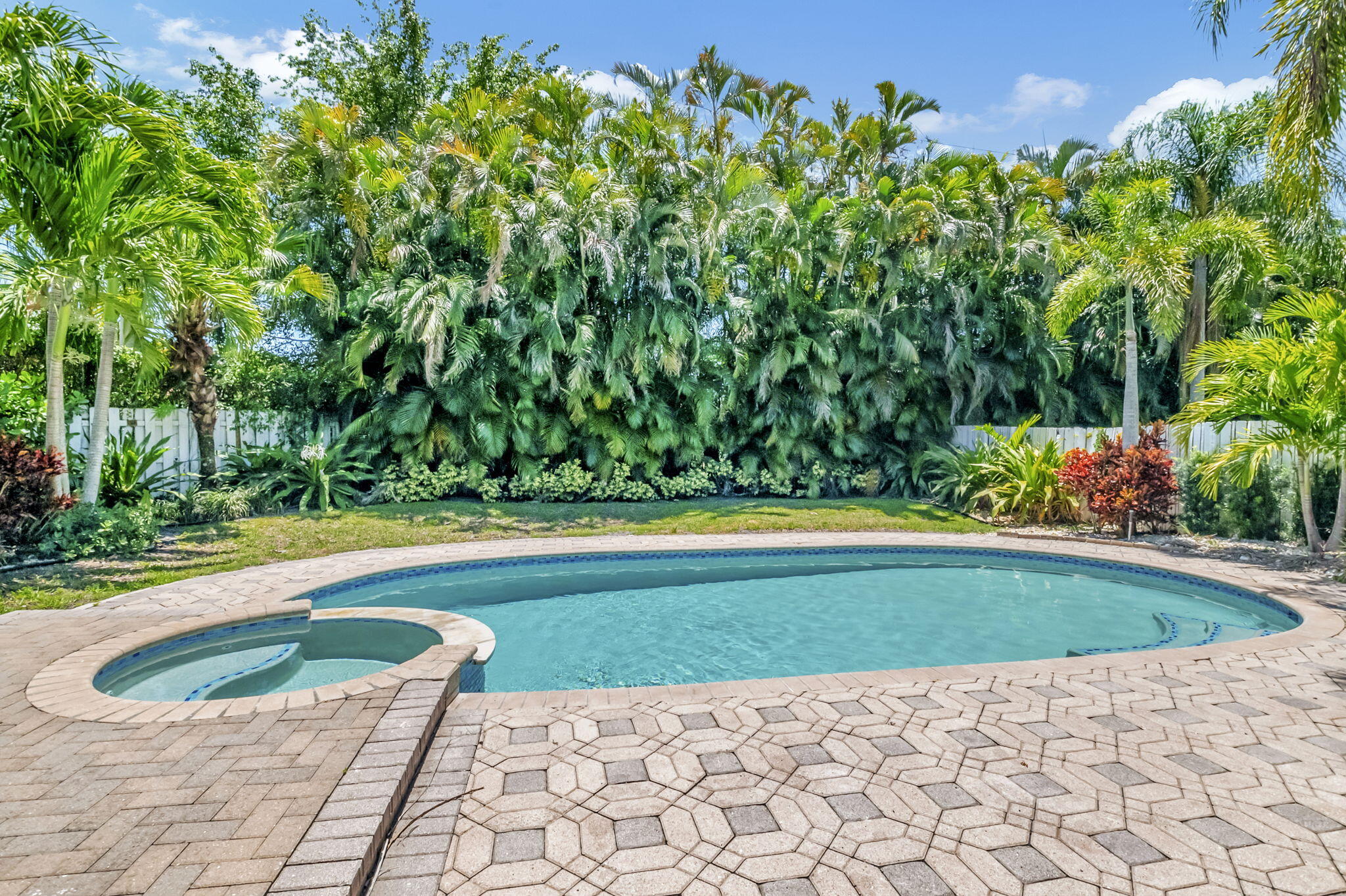 9086 Long Lake Palm Drive Drive