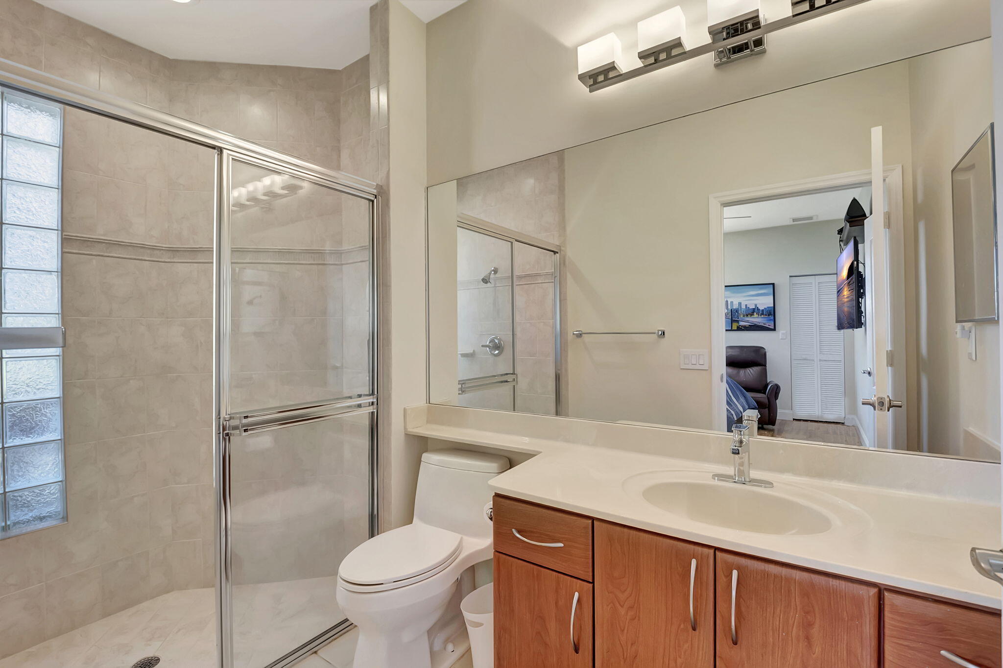 9086 Long Lake Palm Drive Drive