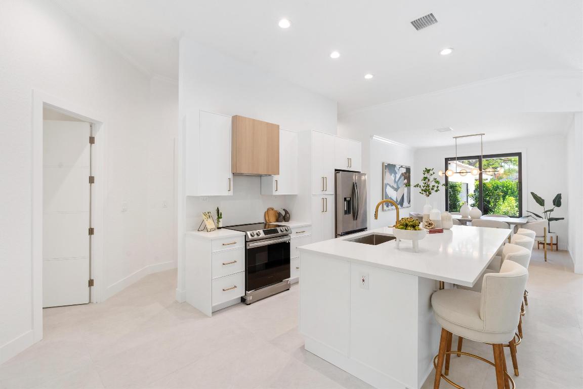 12908 Cocoa Pine Drive