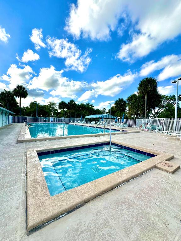 3732 Savoy Lane 109 B2