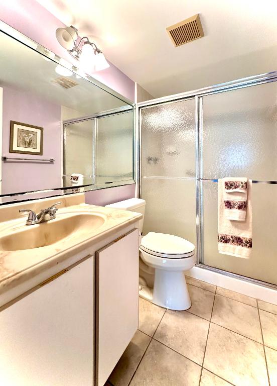 3732 Savoy Lane 109 B2