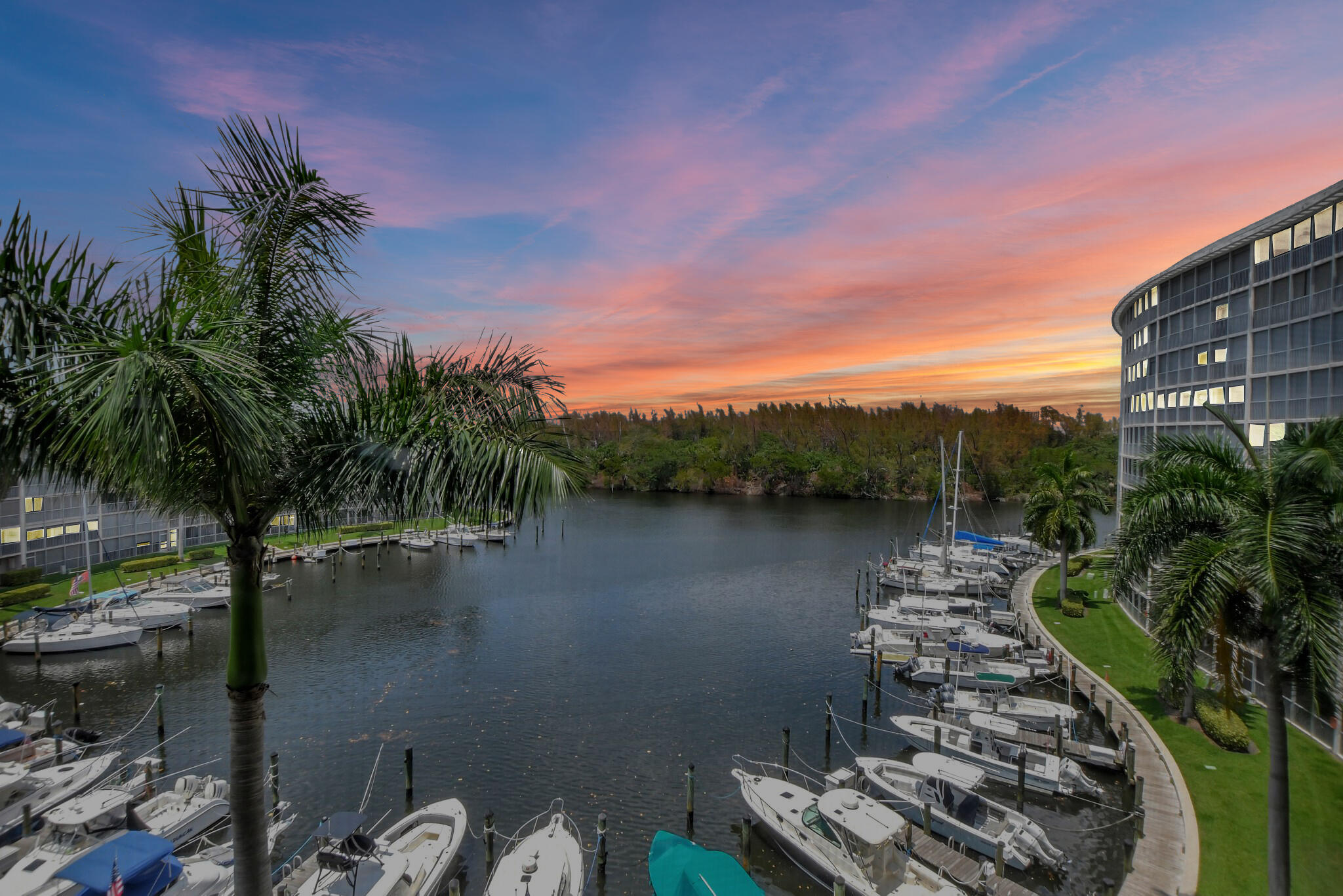 1523 E Hillsboro Boulevard 631