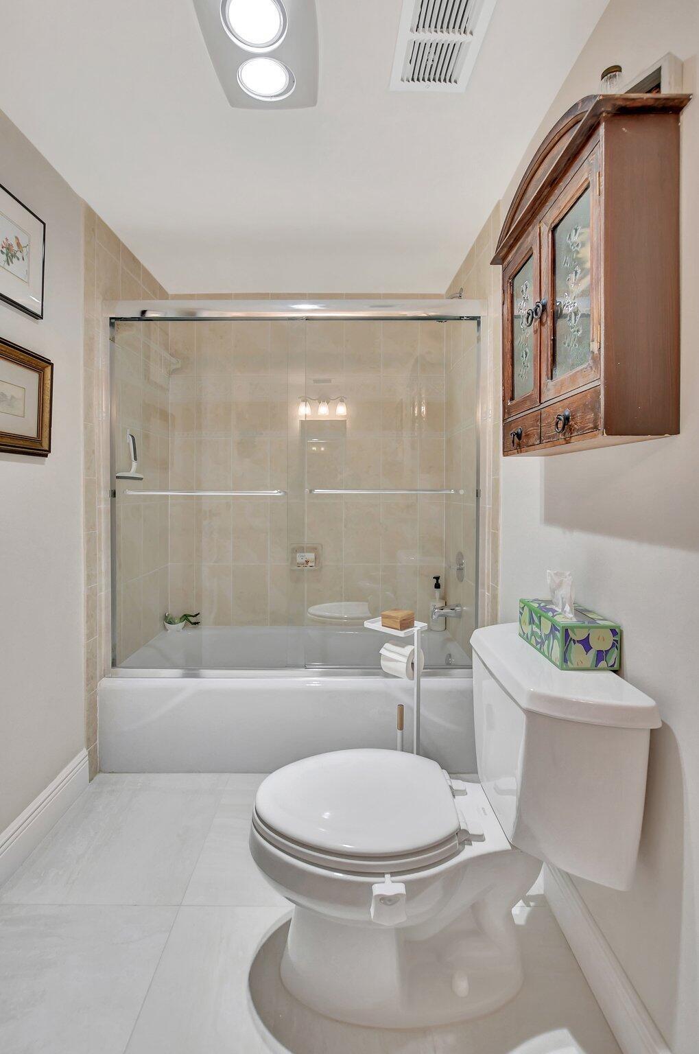 1523 E Hillsboro Boulevard 631