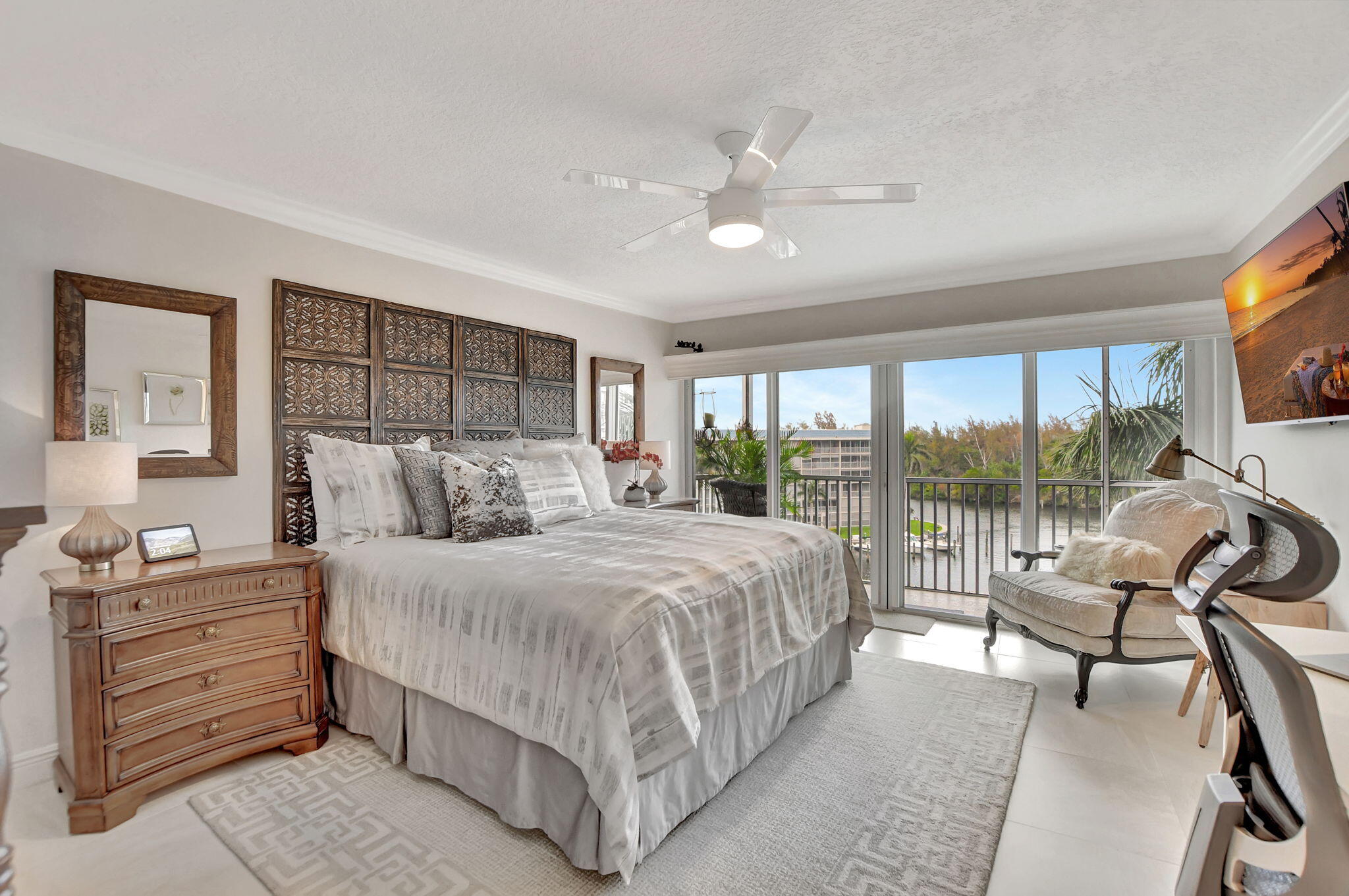 1523 E Hillsboro Boulevard 631