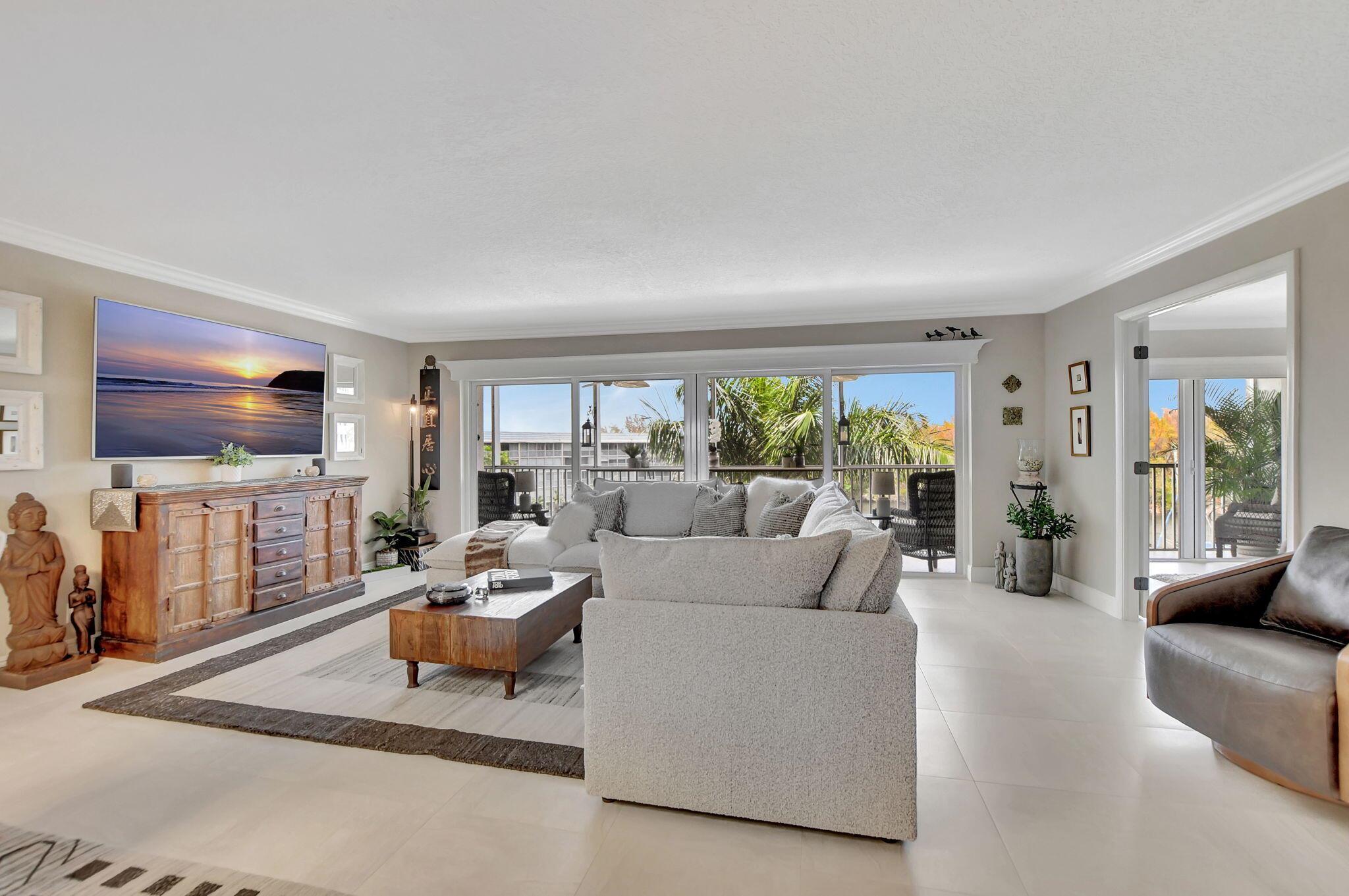 1523 E Hillsboro Boulevard 631