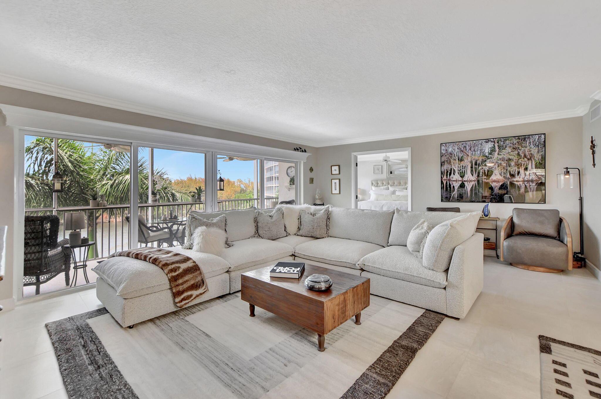 1523 E Hillsboro Boulevard 631