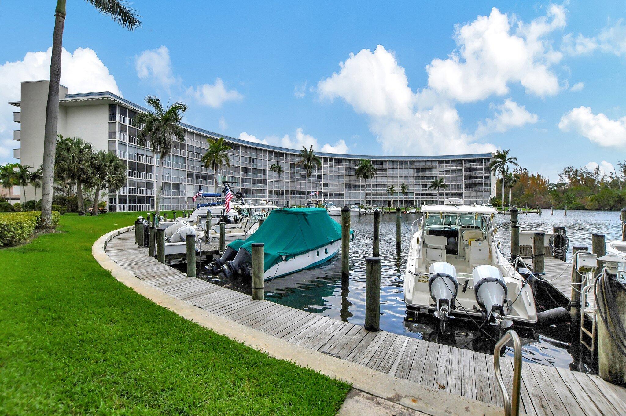 1523 E Hillsboro Boulevard 631