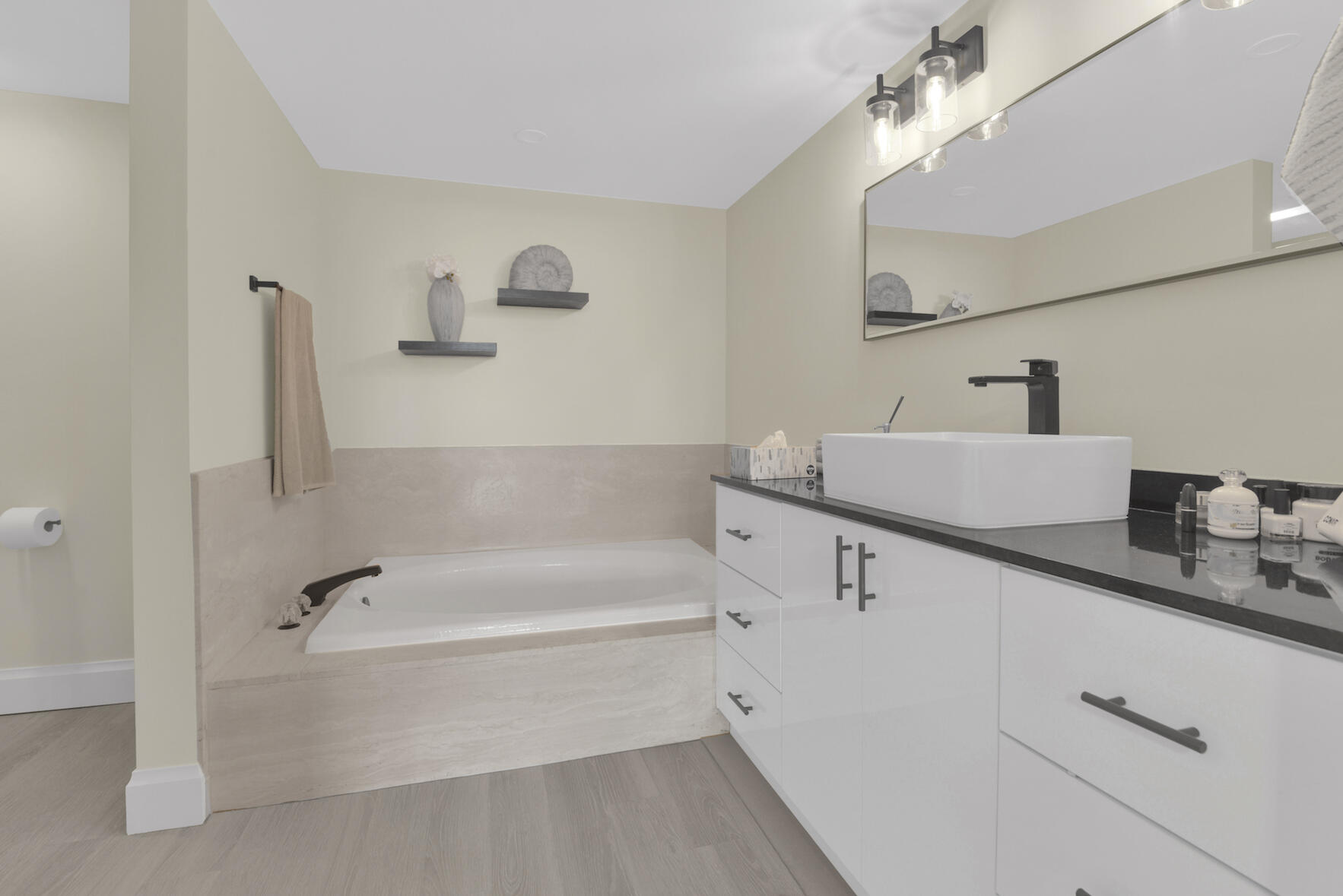 4201 N Ocean Boulevard 408