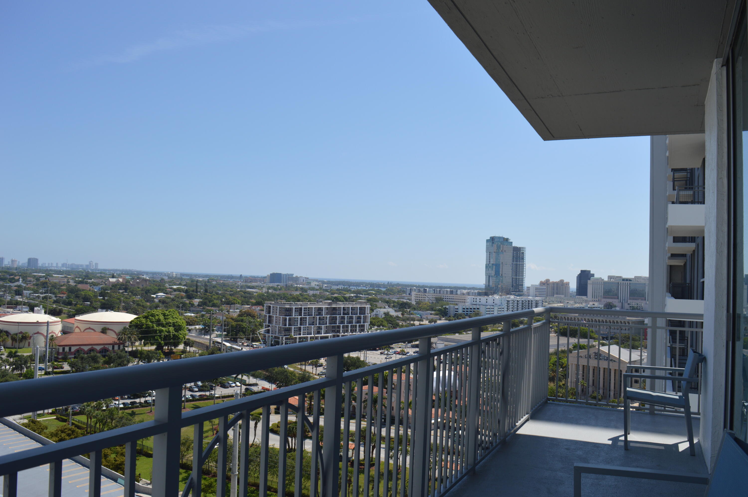 300 S Australian Avenue 1520