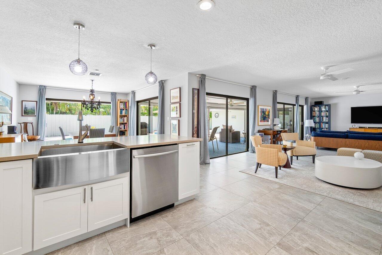 6011 Glenbrook Drive