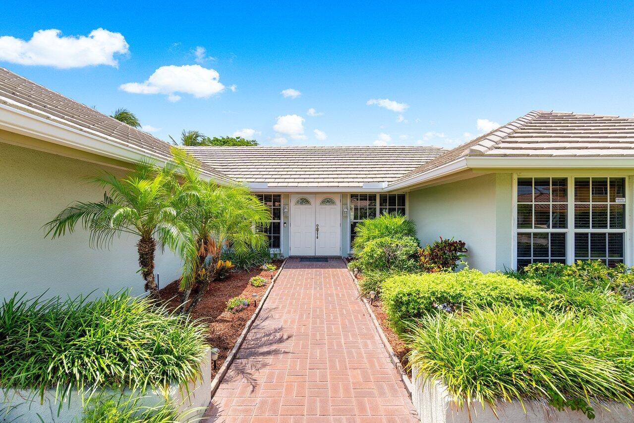6011 Glenbrook Drive