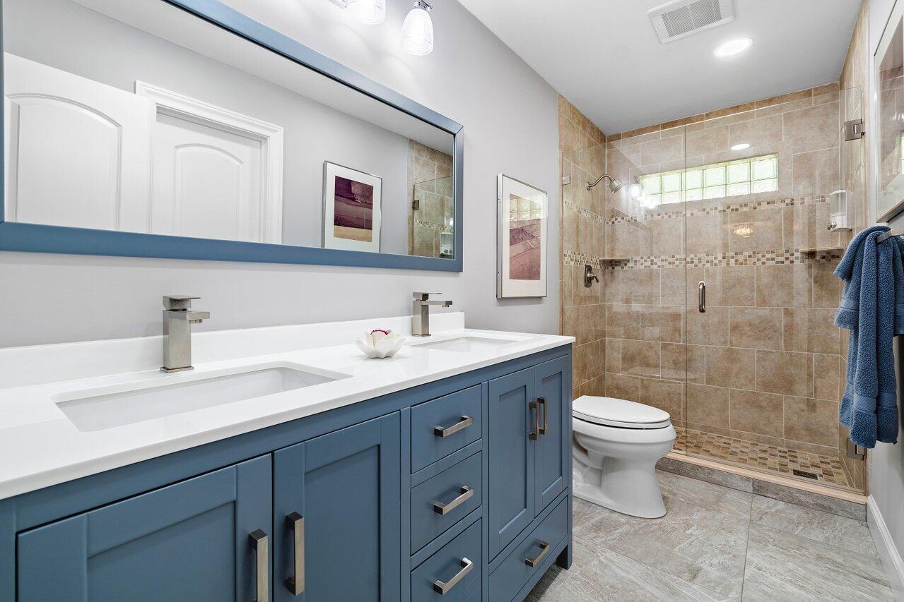 6011 Glenbrook Drive