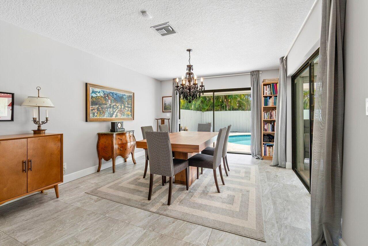 6011 Glenbrook Drive