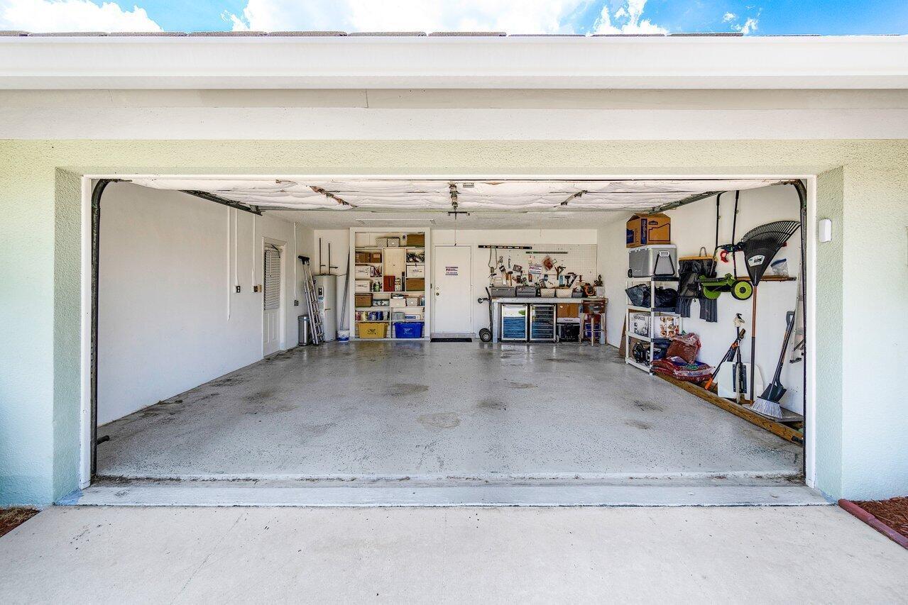 6011 Glenbrook Drive