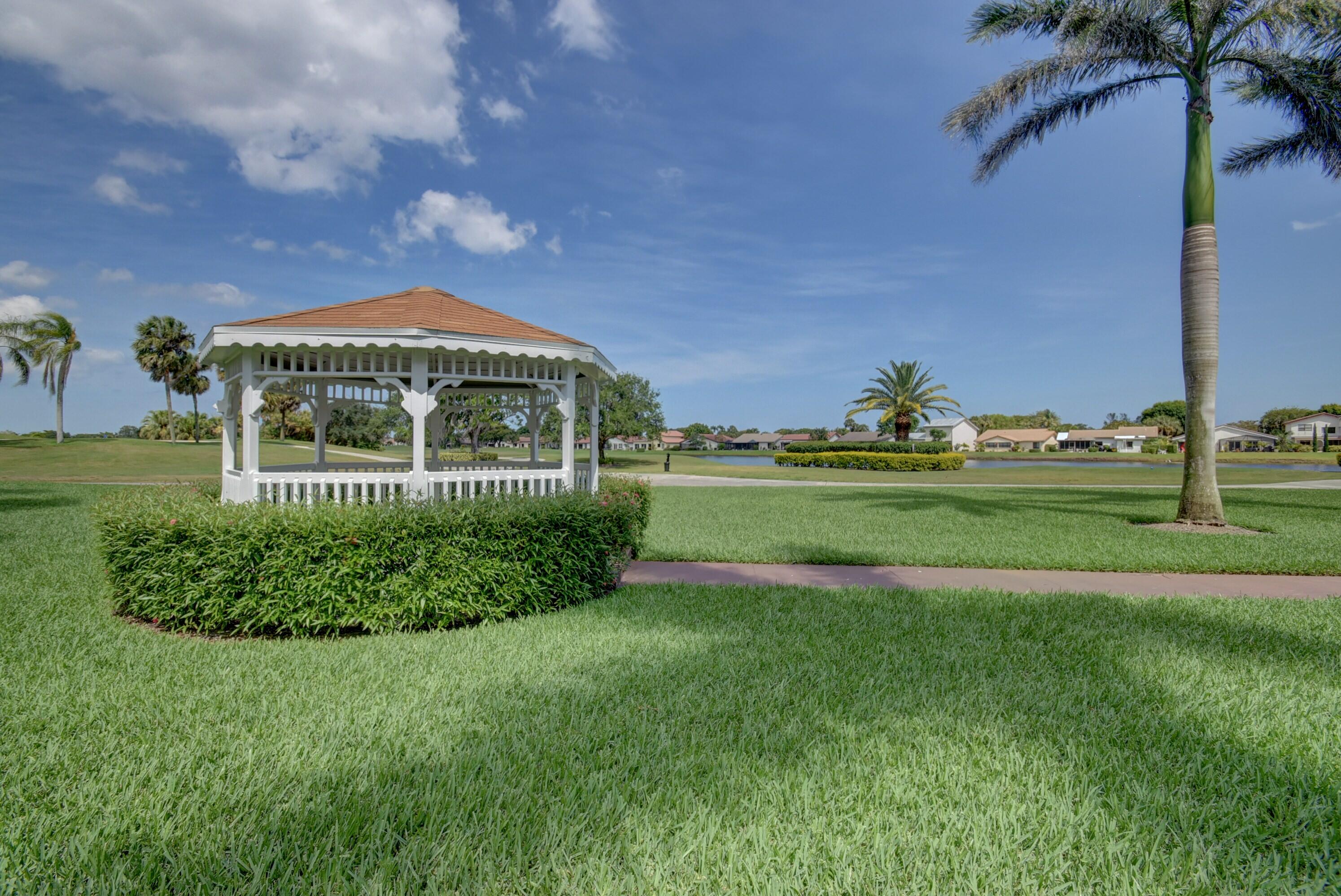 5560 Fairway Park Drive 102, Boynton Beach Unit: 102