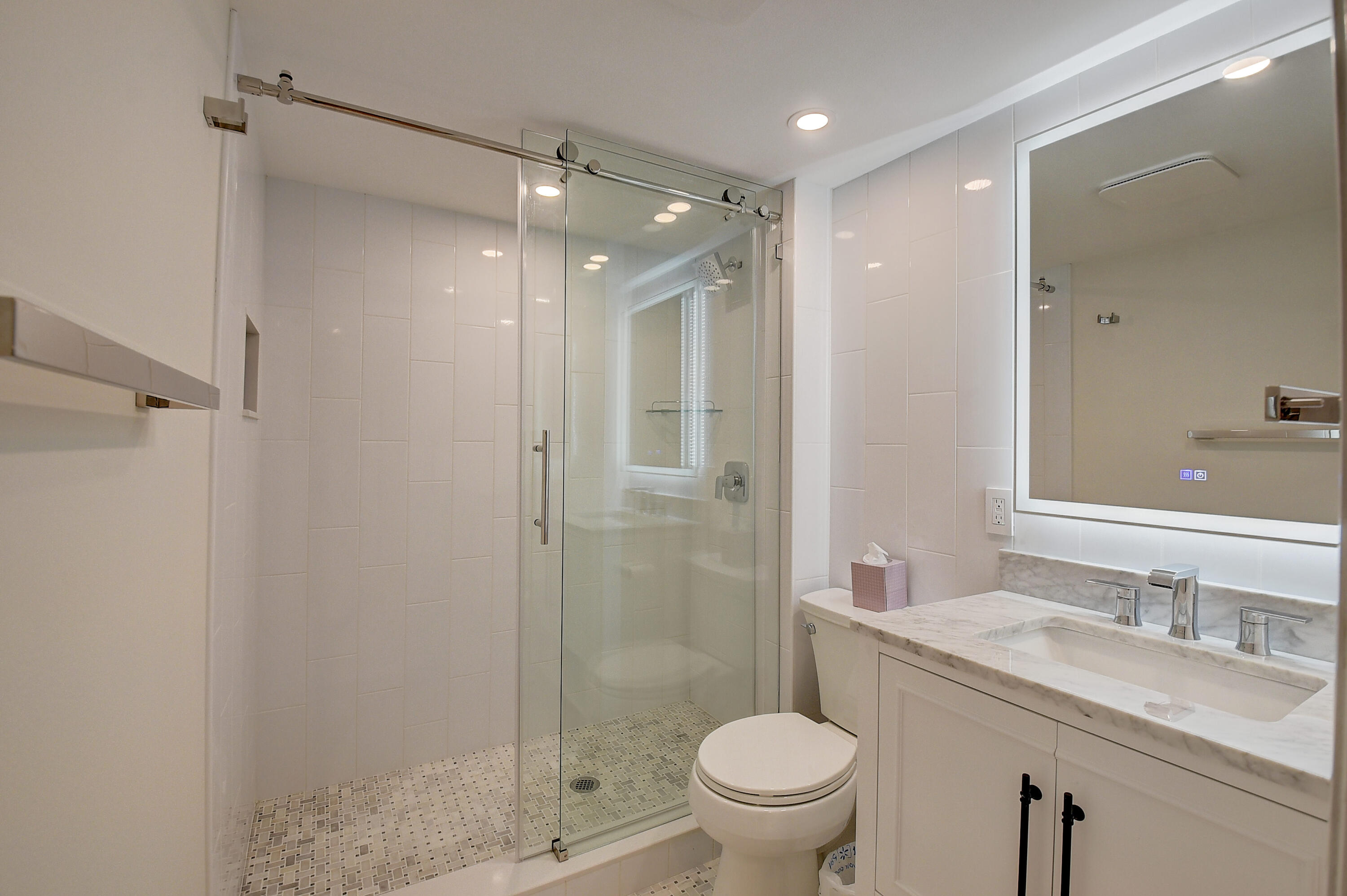 5560 Fairway Park Drive 102, Boynton Beach Unit: 102