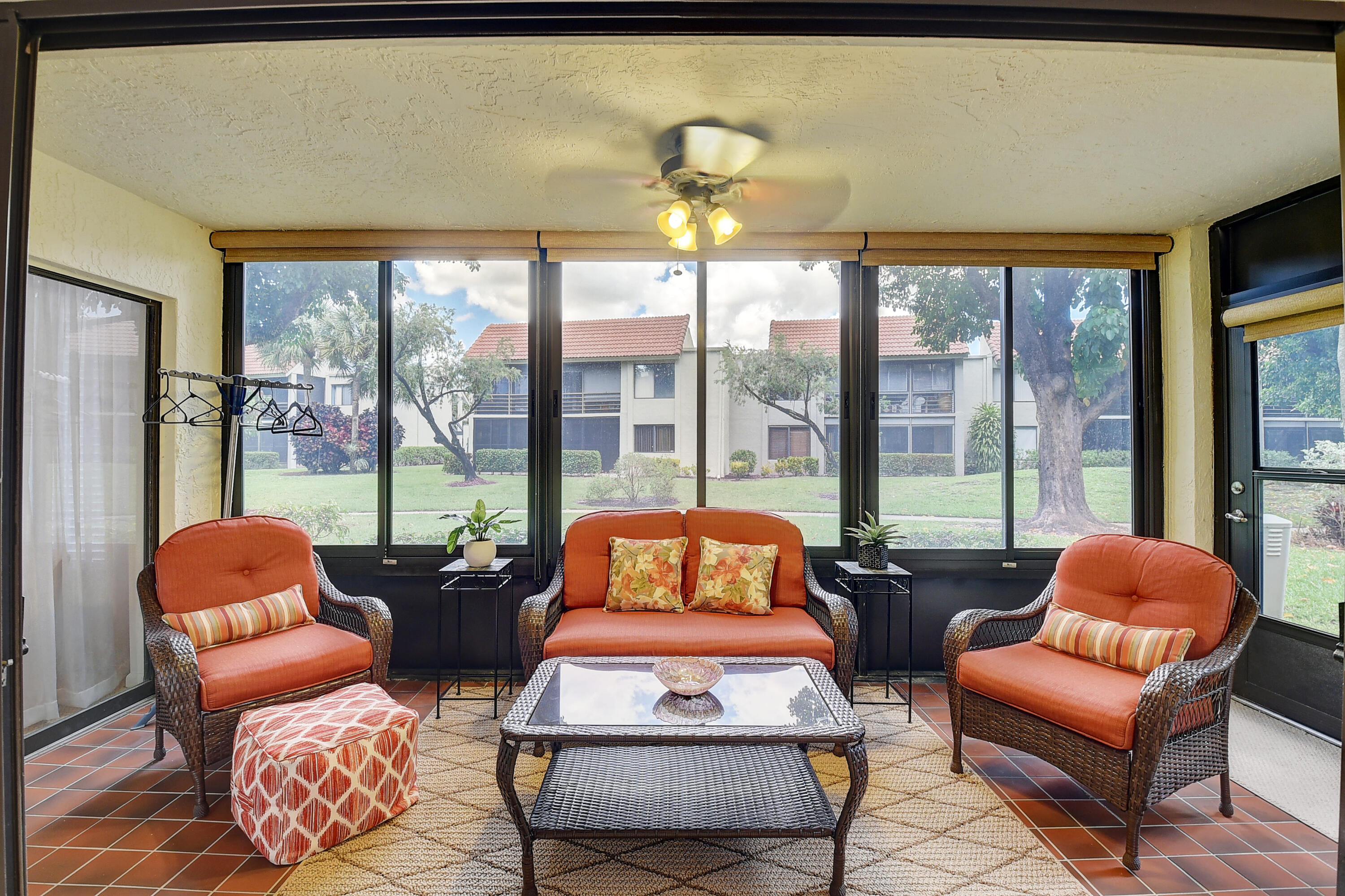5560 Fairway Park Drive 102, Boynton Beach Unit: 102
