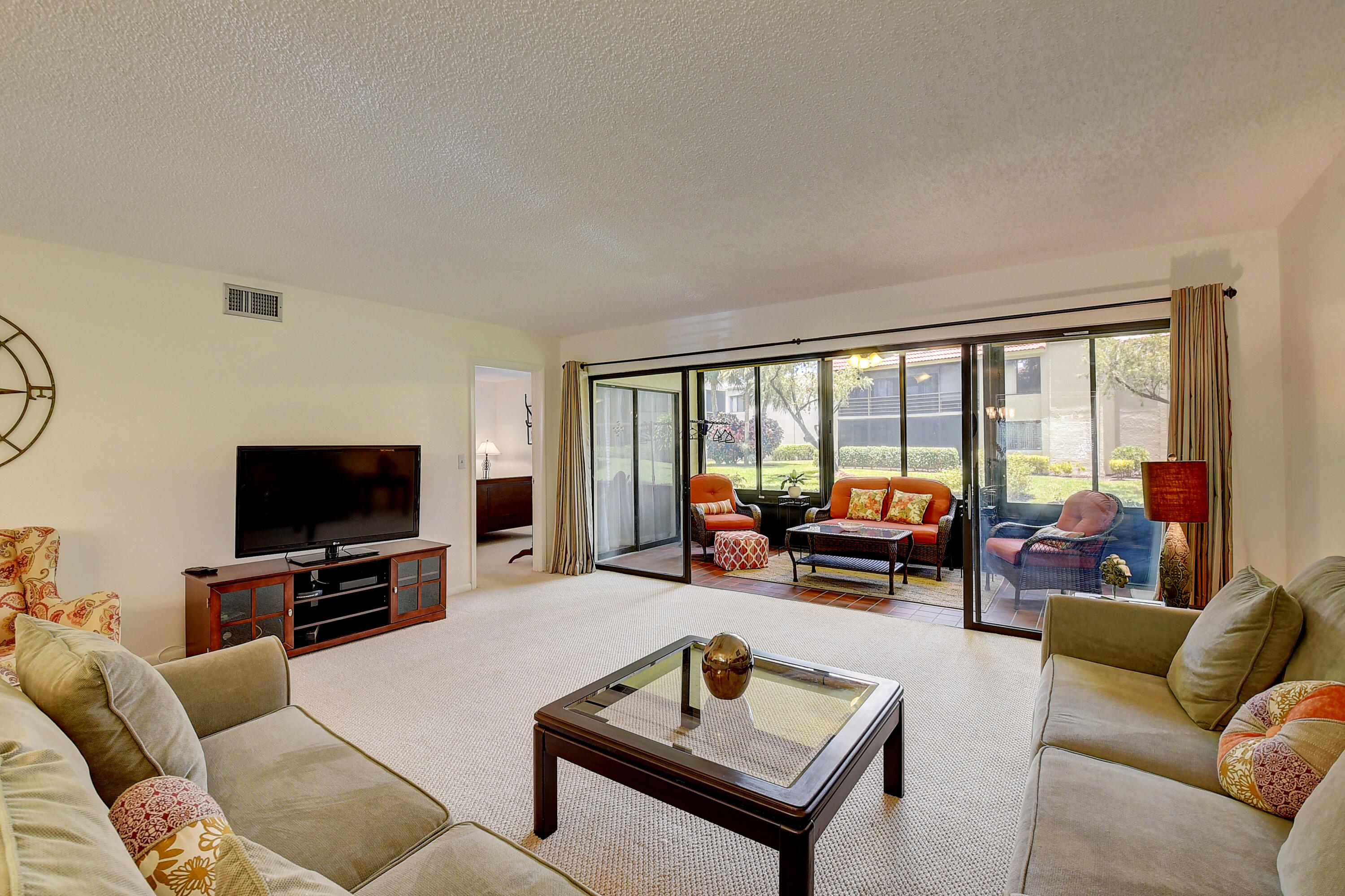 5560 Fairway Park Drive 102, Boynton Beach Unit: 102