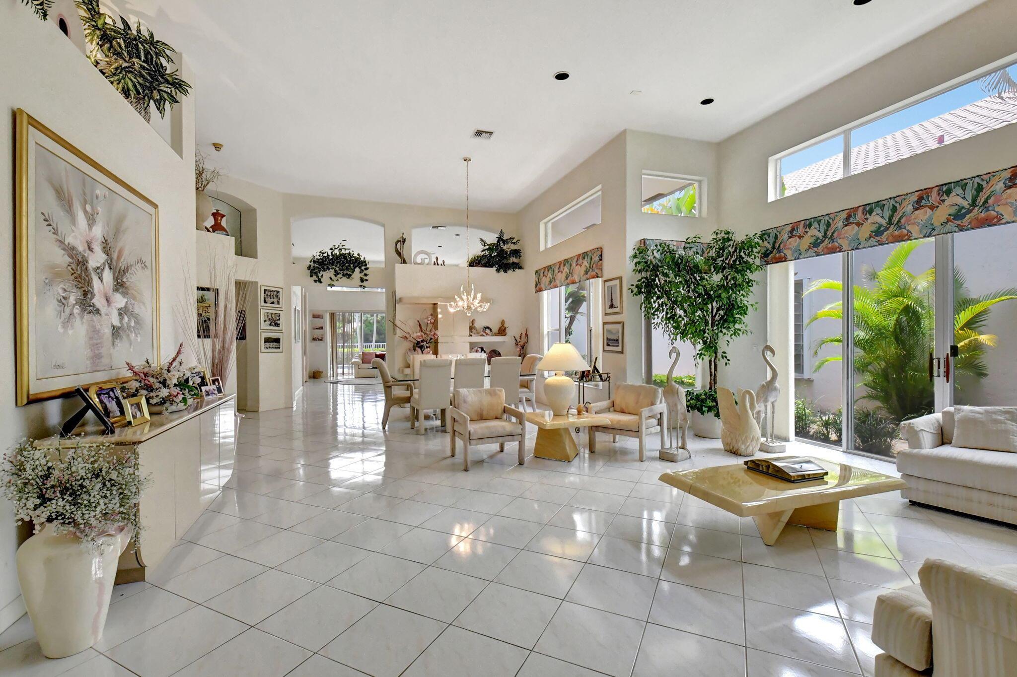 5827 NW 25th Terrace