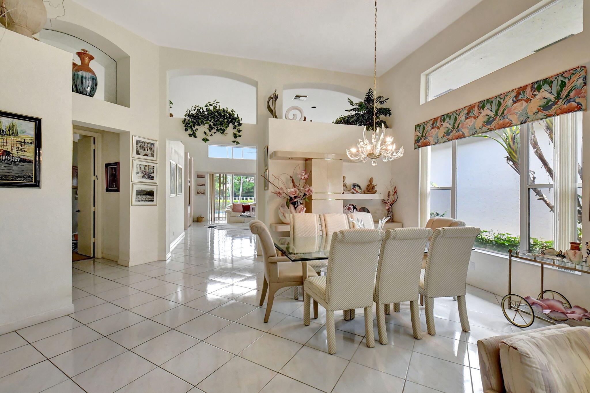 5827 NW 25th Terrace