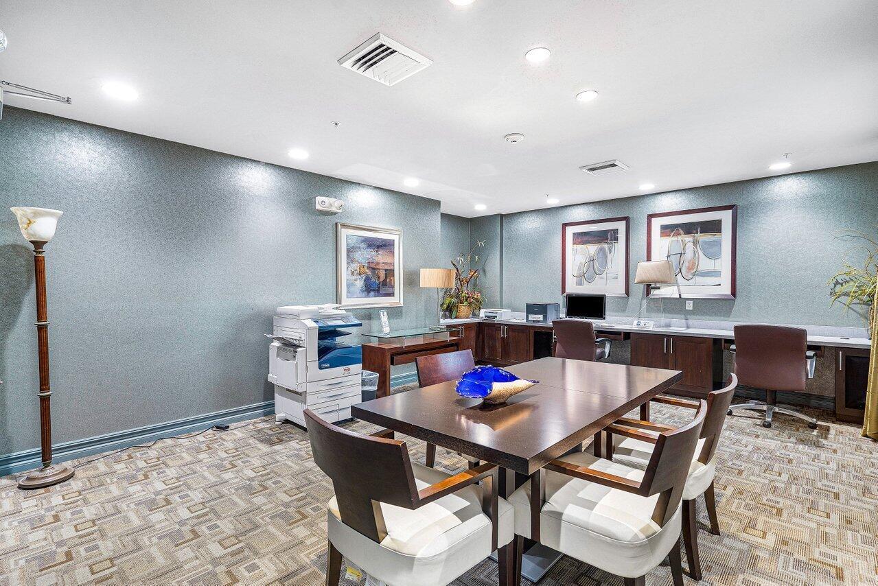 2421 NE 65th Street 509