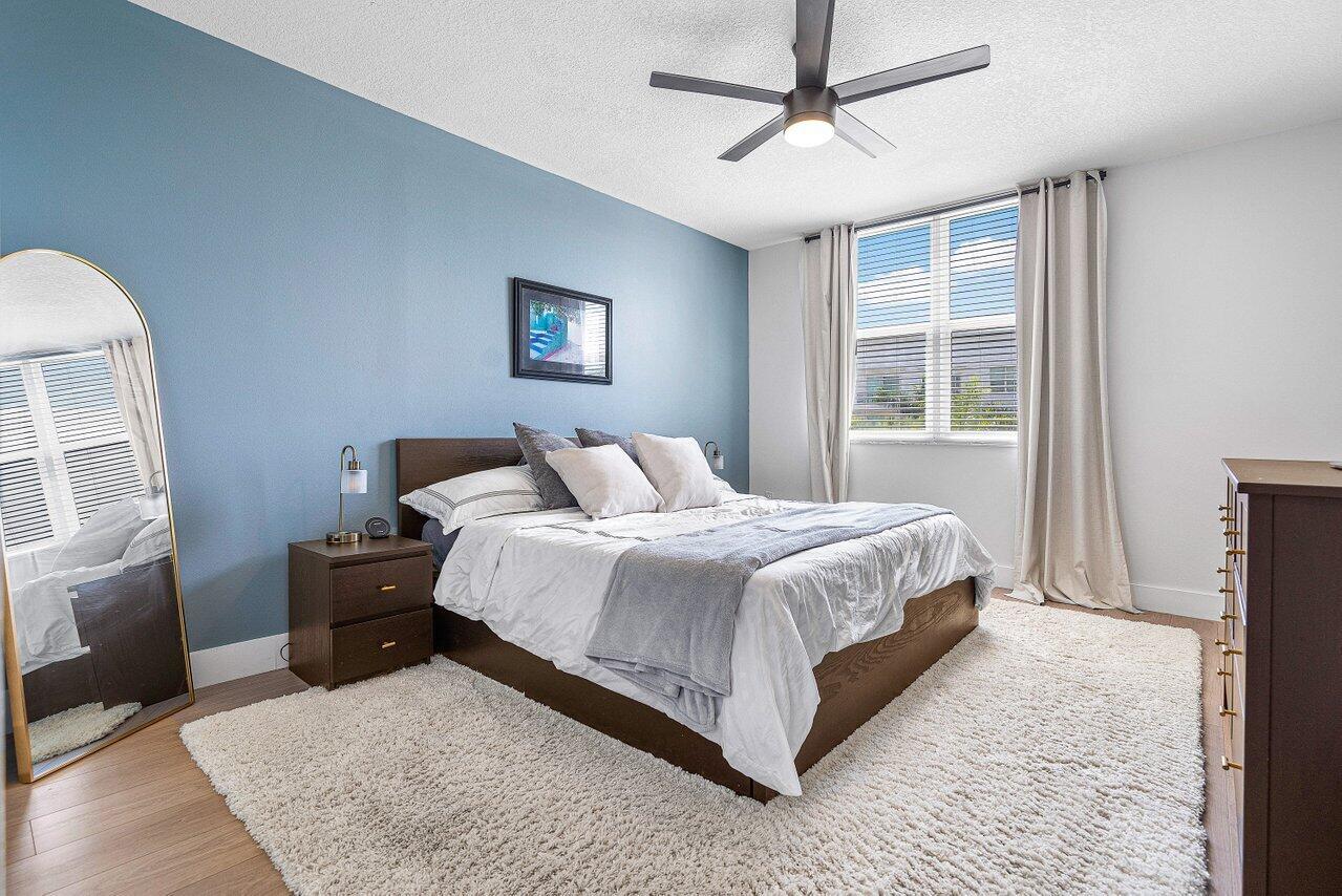 2421 NE 65th Street 509