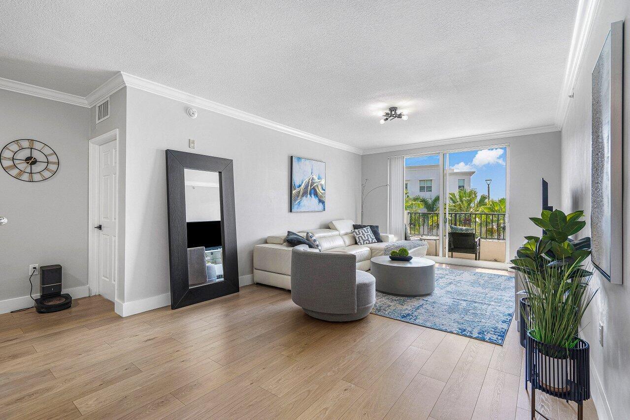 2421 NE 65th Street 509