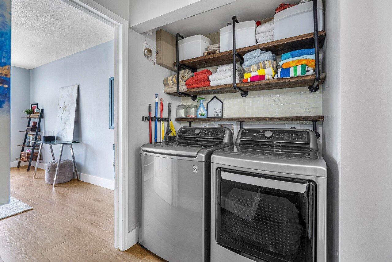 2421 NE 65th Street 509