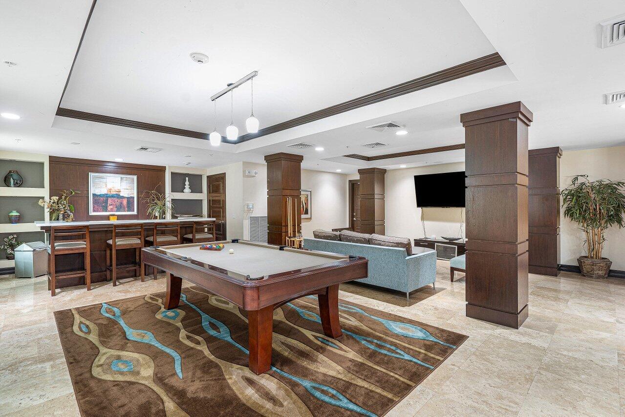 2421 NE 65th Street 509